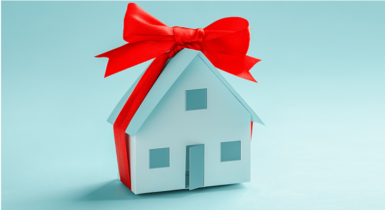 Your House Could Be the #1 Item on a Homebuyer’s Wish List During the Holidays